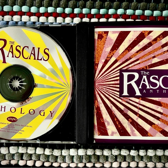 A ‘DOUBLE-CD’ of - “THE RASCALS ANTHOLOGY”… - Picture 3 of 5